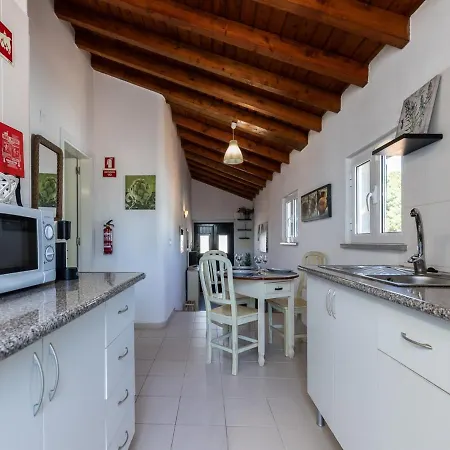 Villa Akivillas Rest *