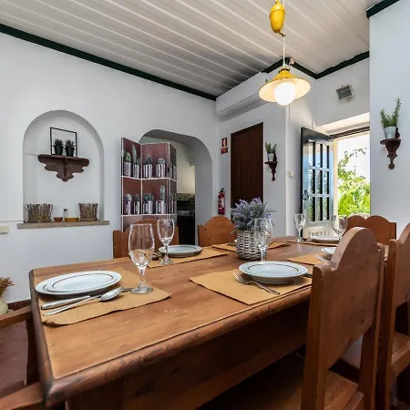 Villa Akivillas Rest *